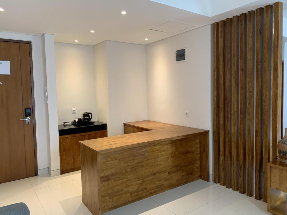 Signature Seminyak Hotel ภายนอก รูปภาพ