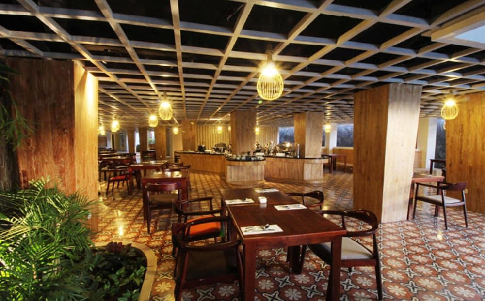 Signature Seminyak Hotel ภายนอก รูปภาพ