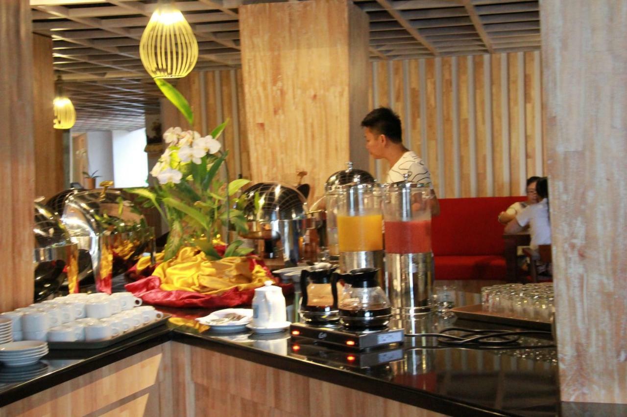 Signature Seminyak Hotel ภายนอก รูปภาพ